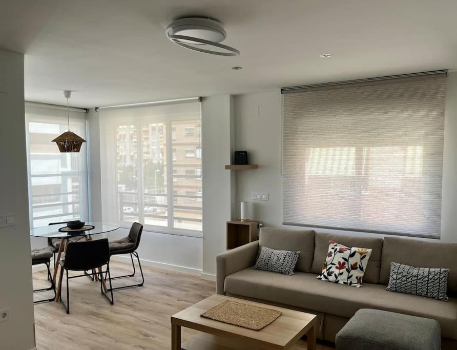 Apartamento En Benicasim เบนิสกัสซิม ภายนอก รูปภาพ